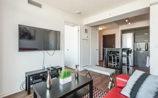 Life Suites Soho 2 Bed - 2 Bath CN Tower View