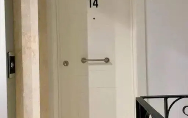 Sliema, Stylish 1 Bedroom Apartment with Parking.