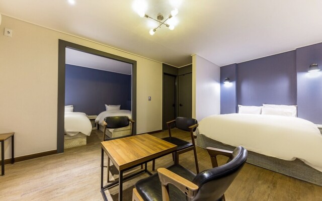 Jeongju Ochang Hotel Bom