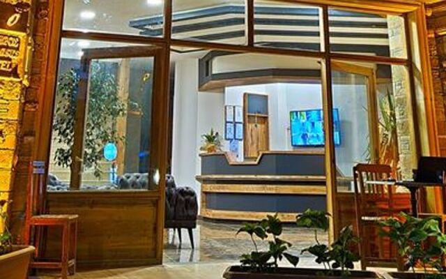 Imroz Adalis Butik Otel