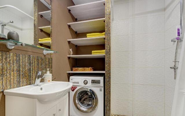 Bright apartment near Akropolis