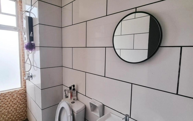 Taiping Centre Point Suite 9 by BWC