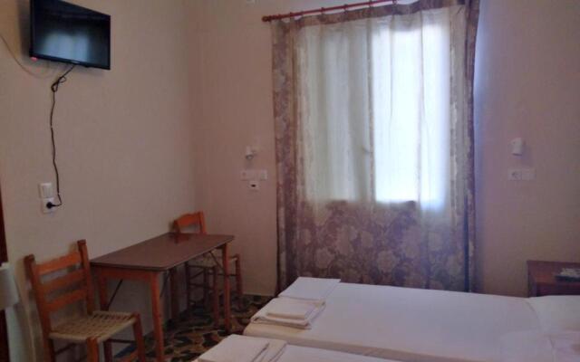 Rooms-Studio Anagnostou