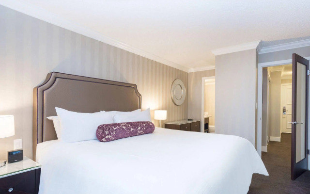 La Grande Residence at the Sutton Place Hotel