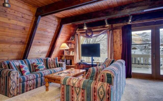 RedAwning Old Town Woodside