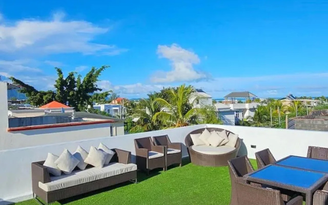 Rooftop Garden Villa Private Pool - Beach Access