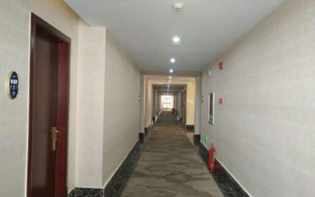 Junyue Business Hotel