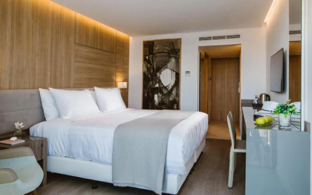 Lenios Beach Hotel