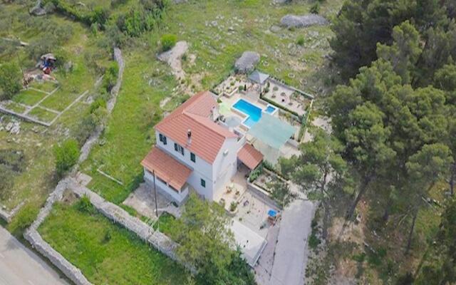 Holiday Home Ela