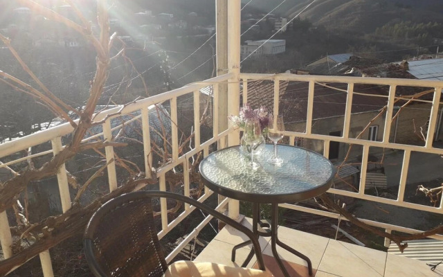 Nana's Guesthouse