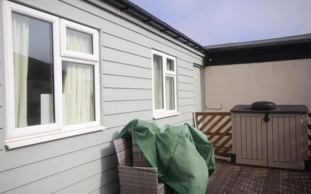 33C Medmerry Park 2 Bedroom Chalet
