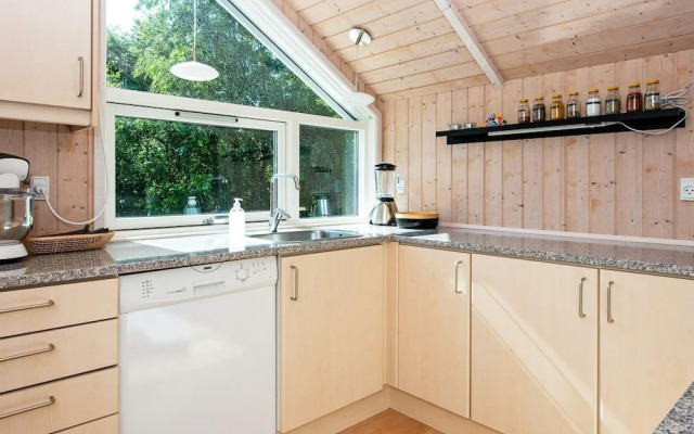 6 Person Holiday Home in Toftlund