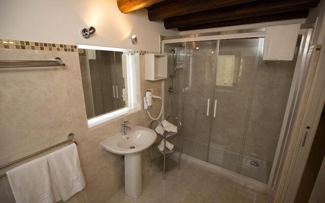 La Serenissima Hotel