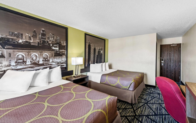 Super 8 by Wyndham Independence Kansas City