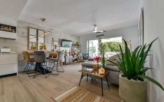 Moraira Vacation Apartment With The View Of Sea