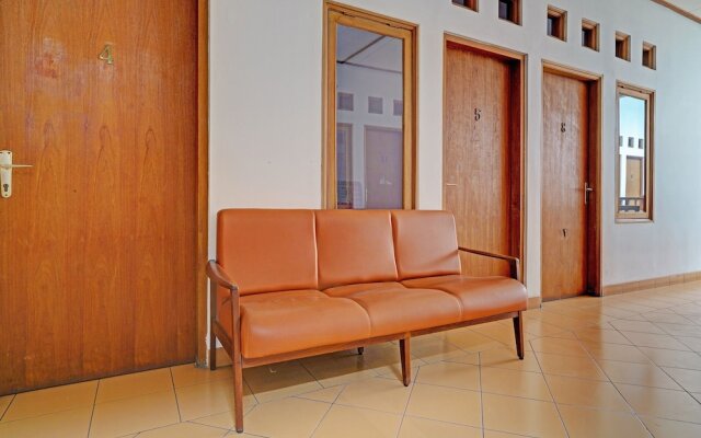 OYO Life 92589 Geusan Ulun Residence