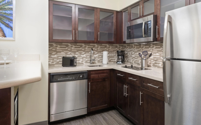 Staybridge Suites Miami International Airport by IHG