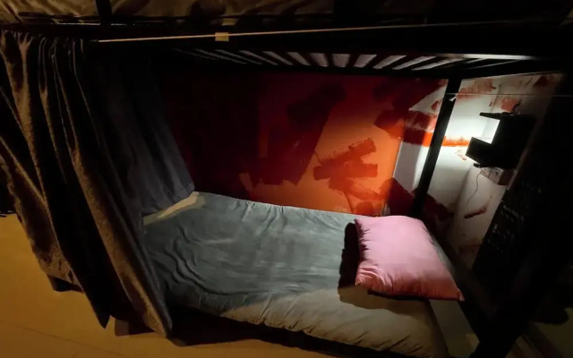 Hostel by zoo family
