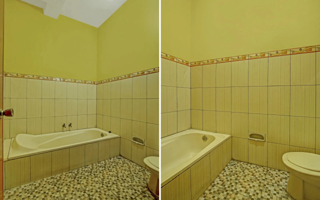 OYO 90031 Villa Papada