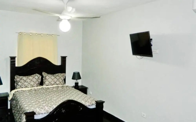 Luxury Apartment near Beach