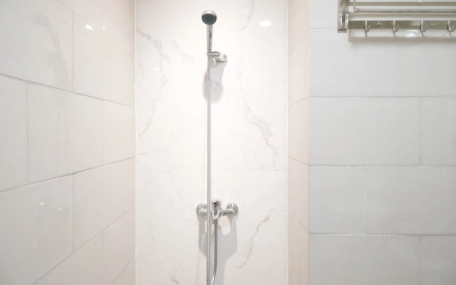 Exclusive And Spacious 2Br Apartment At Supermall Mansion Surabaya