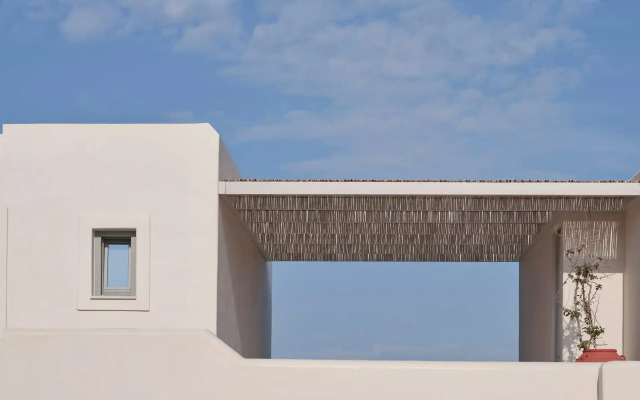 Salt Suites Paros