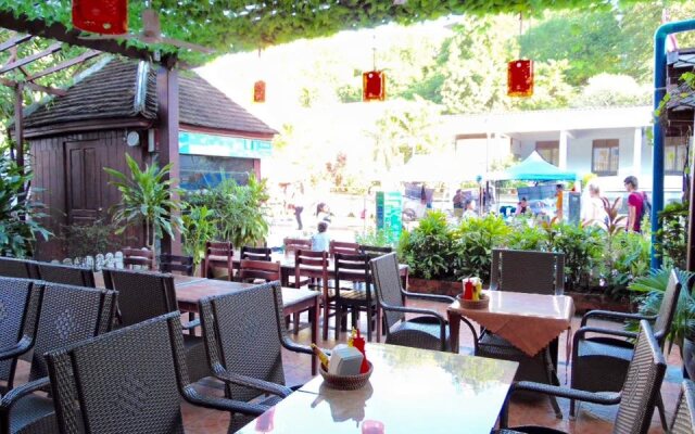 Lao Blossom Hotel