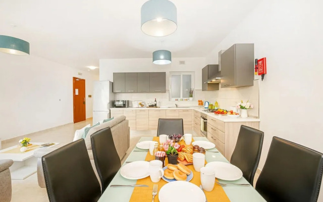 The Hillock South B4