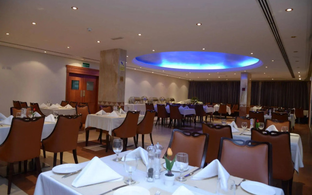 Al Madina Suites Doha