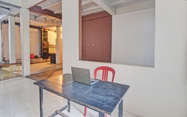 OYO 92964 Kost 99