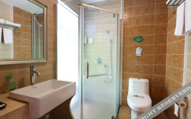 Jiutian Holiday Hotel