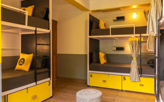 The Hosteller Mussoorie, Mall Road