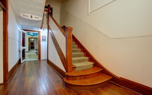 Pier Hotel Coffs Harbour