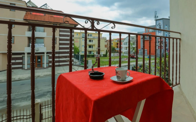 Classic Double or Twin Room in Dafinka Guest House