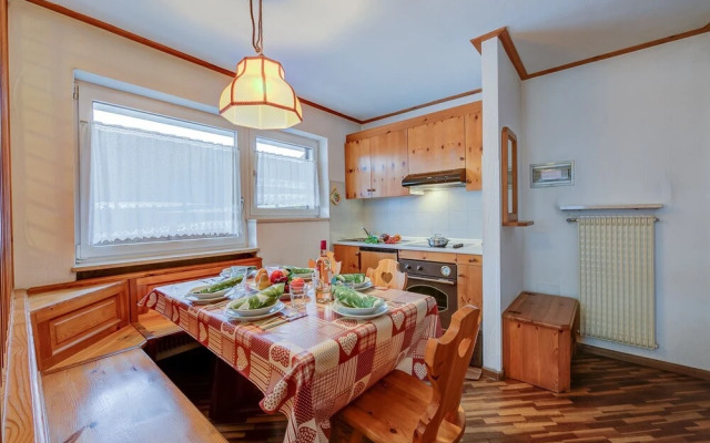 Cavalese few min From ski A01 P01