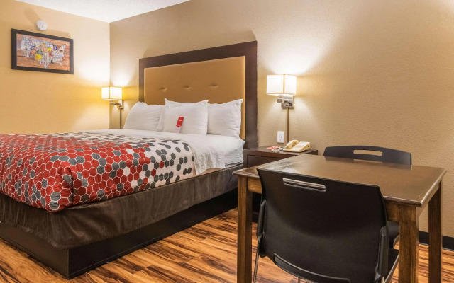 Econo Lodge Hillsboro I-35