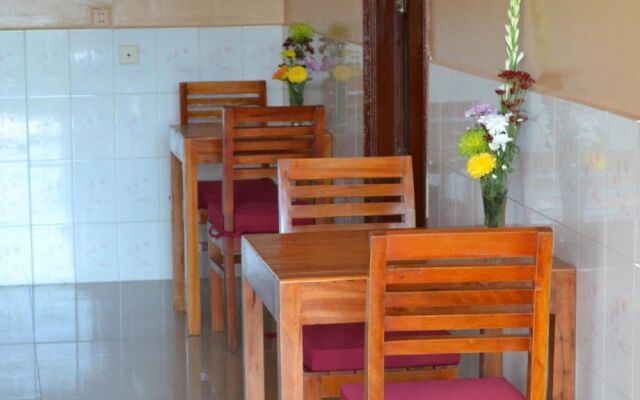 Kampot Manor
