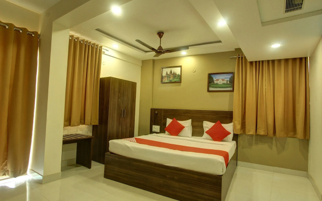 OYO 26698 Hotel Shringar Palace