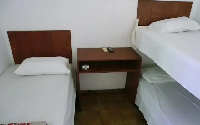 Santorini Camping/Rooms