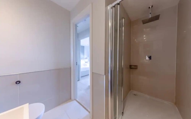 Bright and Spacious 1 Bedroom Flat in Notting Hill