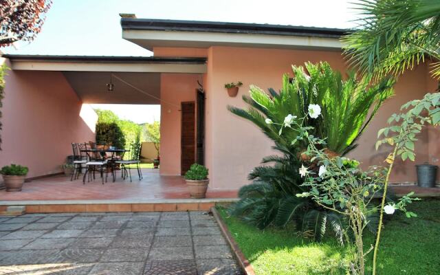 "villa Lena 150 mt far From the sea Between Terracina and Sperlonga"