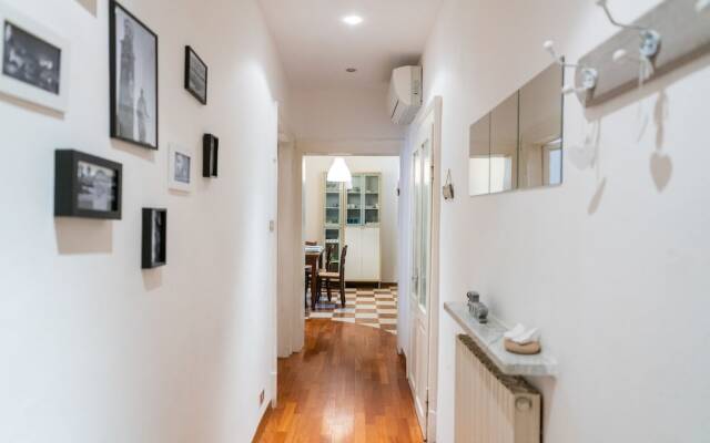 Τhe welcoming Rocchetto residence at 25m from P. Erbe