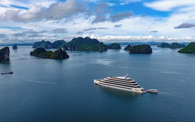 Sea Stars Cruise Ha Long Bay