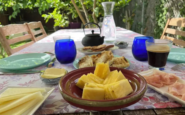 Lemon Tree Guest House