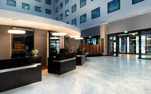 Crowne Plaza London Heathrow T4 by IHG