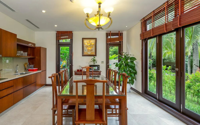 Luxury Family Beach Da Nang