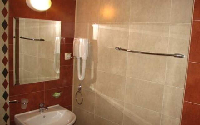 Pirina Club Family Hotel