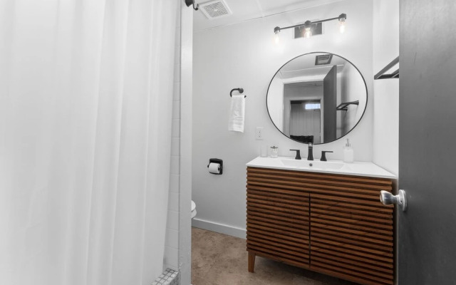 Mint House at Japanese Gardens