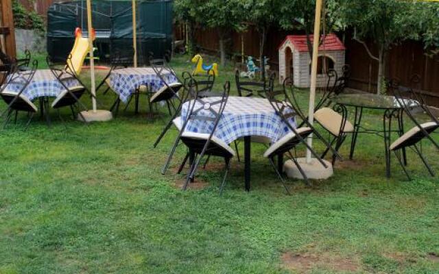 Pensiunea Taverna Bucium