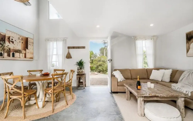 Your Luxury Escape-Ocean View Barn House